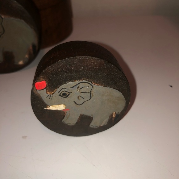 Vintage handcrafted Wooden Elephant Decor Boxes that fit inside of each other - Picture 6 of 9